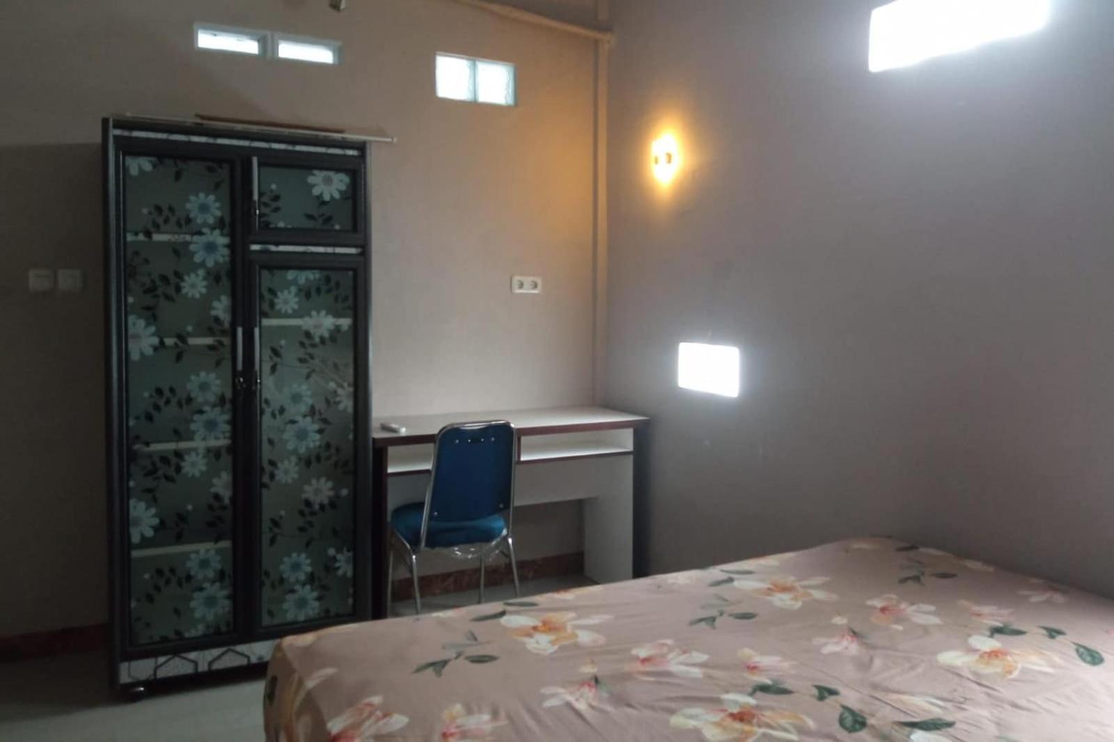 Oyo 93635 Rumah Singgah Cemara Syariah Pekanbaru Exteriér fotografie